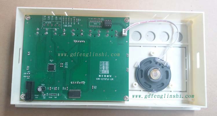 自動(dòng)門(mén)風(fēng)淋室主板背面 自動(dòng)門(mén)風(fēng)淋室主板背面
