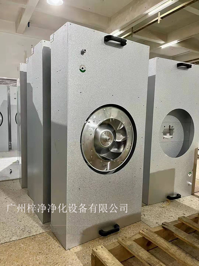 鍍鋁鋅板ffu廣泛應用于無塵室、潔凈工作臺、無塵生產線、組裝式潔凈棚、層流罩和局部百級等應用場合。