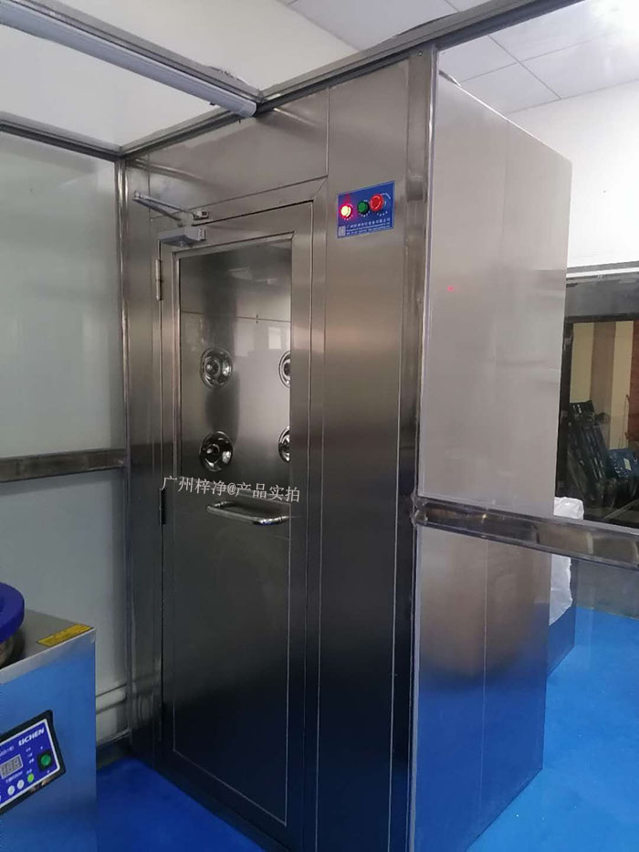 風(fēng)淋室控制器使用壽命的延長(zhǎng)需要從多個(gè)方面進(jìn)行綜合考慮 風(fēng)淋室控制器使用壽命的延長(zhǎng)需要從多個(gè)方面進(jìn)行綜合考慮